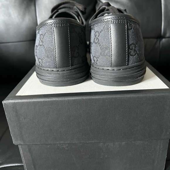 New Authentic Gucci Sneakers Black Monogram canvas. Gucci size 9USA size 10 - Picture 3 of 6